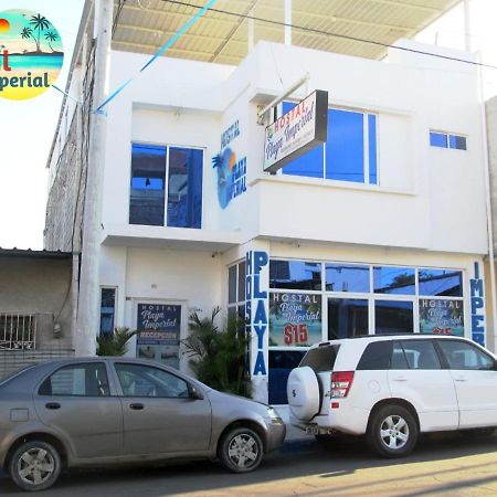 Hostal Playa Imperial Manta Bagian luar foto