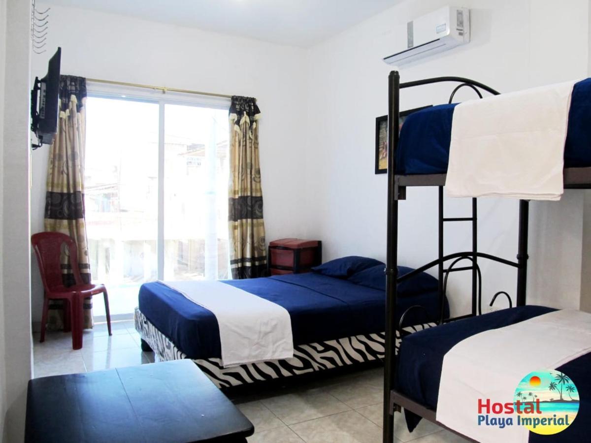 Hostal Playa Imperial Manta Bagian luar foto
