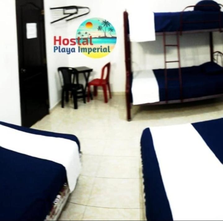 Hostal Playa Imperial Manta Bagian luar foto